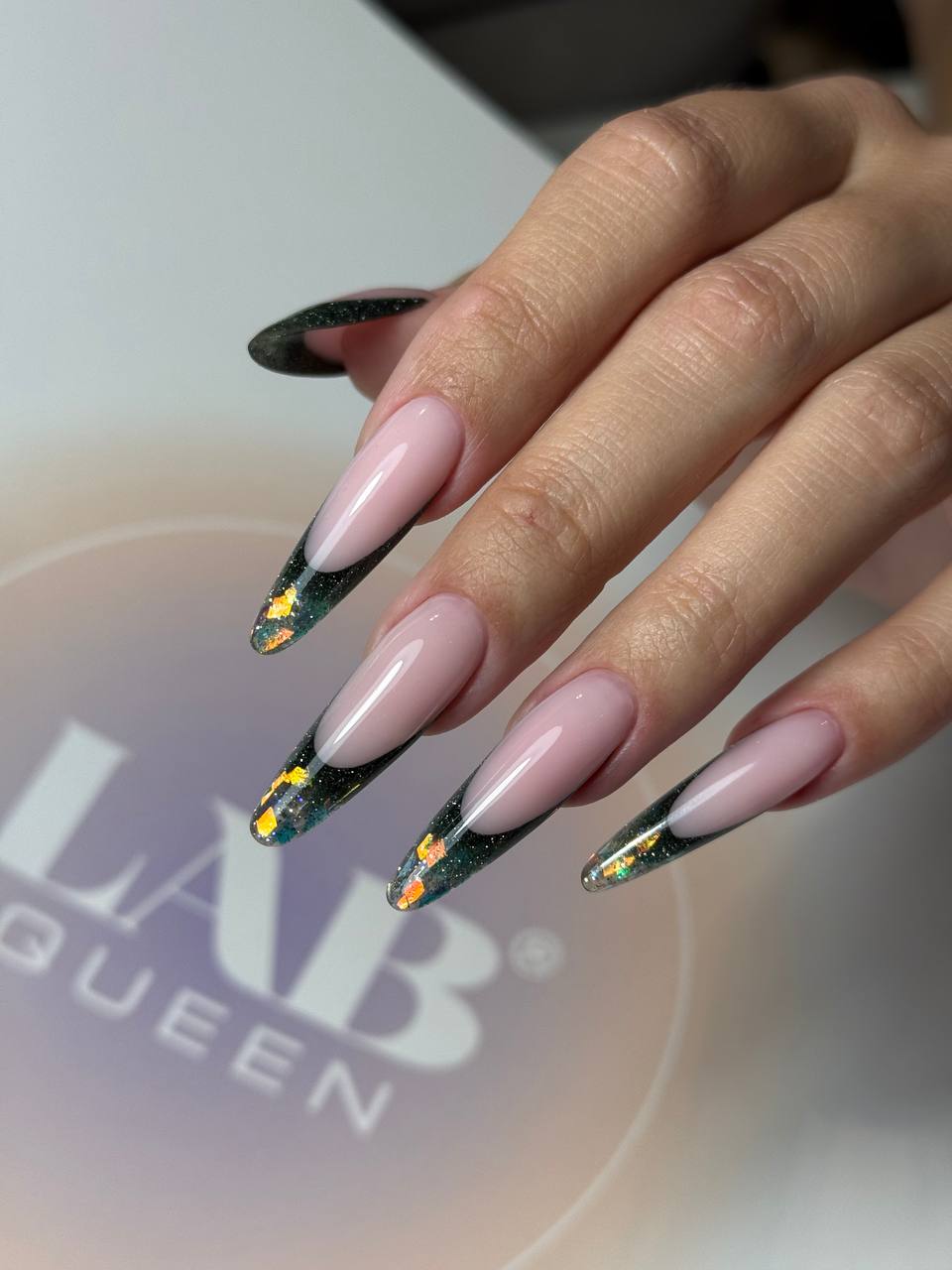 LAB Queen Nail-Art — gepflegtes Ergebnis
